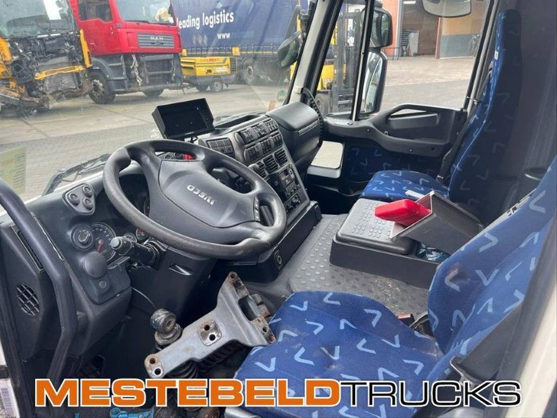 Iveco Korte cabine  - Cab for Truck: picture 3 Iveco Korte cabine  - Cab for Truck: picture 3