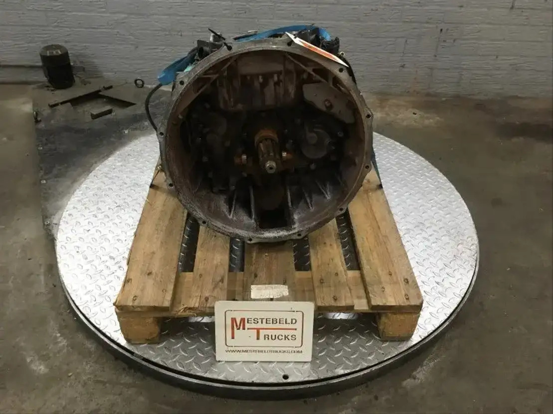 Iveco Versnellingsbak 12AS2330TD - Gearbox and parts for Truck: picture 2 Iveco Versnellingsbak 12AS2330TD - Gearbox and parts for Truck: picture 2