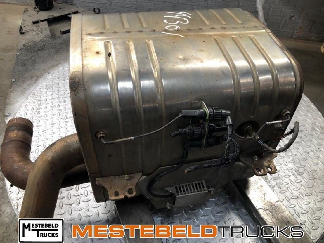 Mercedes-Benz Katalysator - Muffler/ Exhaust system for Truck: picture 3 Mercedes-Benz Katalysator - Muffler/ Exhaust system for Truck: picture 3