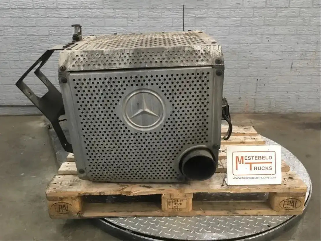 Mercedes-Benz Katalysator - Muffler/ Exhaust system for Truck: picture 1 Mercedes-Benz Katalysator - Muffler/ Exhaust system for Truck: picture 1