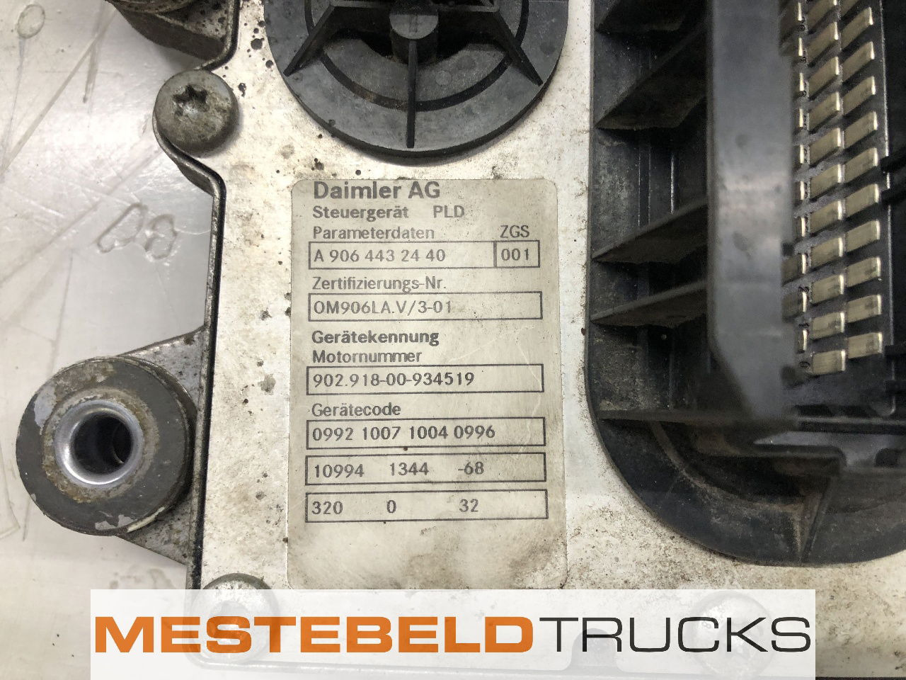 Mercedes-Benz PLD unit OM904LA.V/2-02 - Electrical system for Truck: picture 2 Mercedes-Benz PLD unit OM904LA.V/2-02 - Electrical system for Truck: picture 2