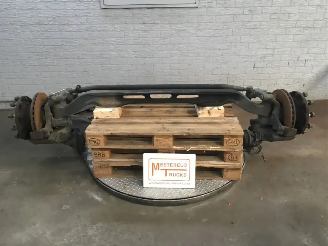 Mercedes-Benz Vooras Actros MP4  - Front axle for Truck: picture 1 Mercedes-Benz Vooras Actros MP4  - Front axle for Truck: picture 1