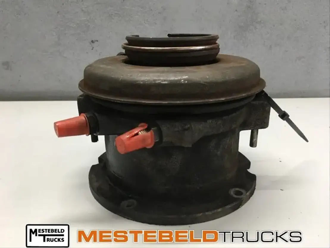 Scania Hulpcilinder - Gearbox and parts for Truck: picture 1 Scania Hulpcilinder - Gearbox and parts for Truck: picture 1