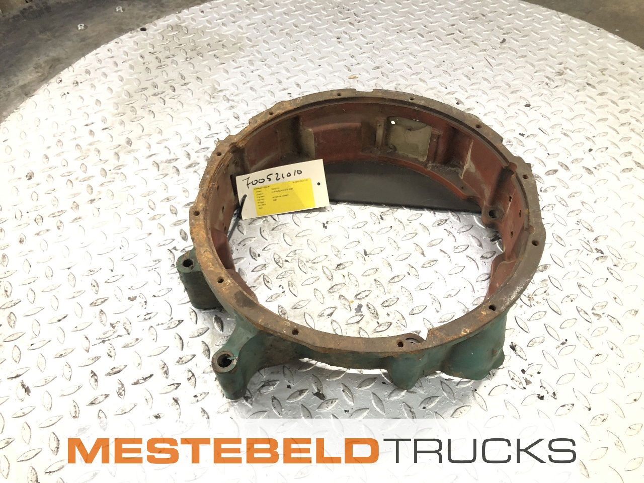 Volvo Vliegwielhuis D7E EAE3 - Engine for Truck: picture 1 Volvo Vliegwielhuis D7E EAE3 - Engine for Truck: picture 1