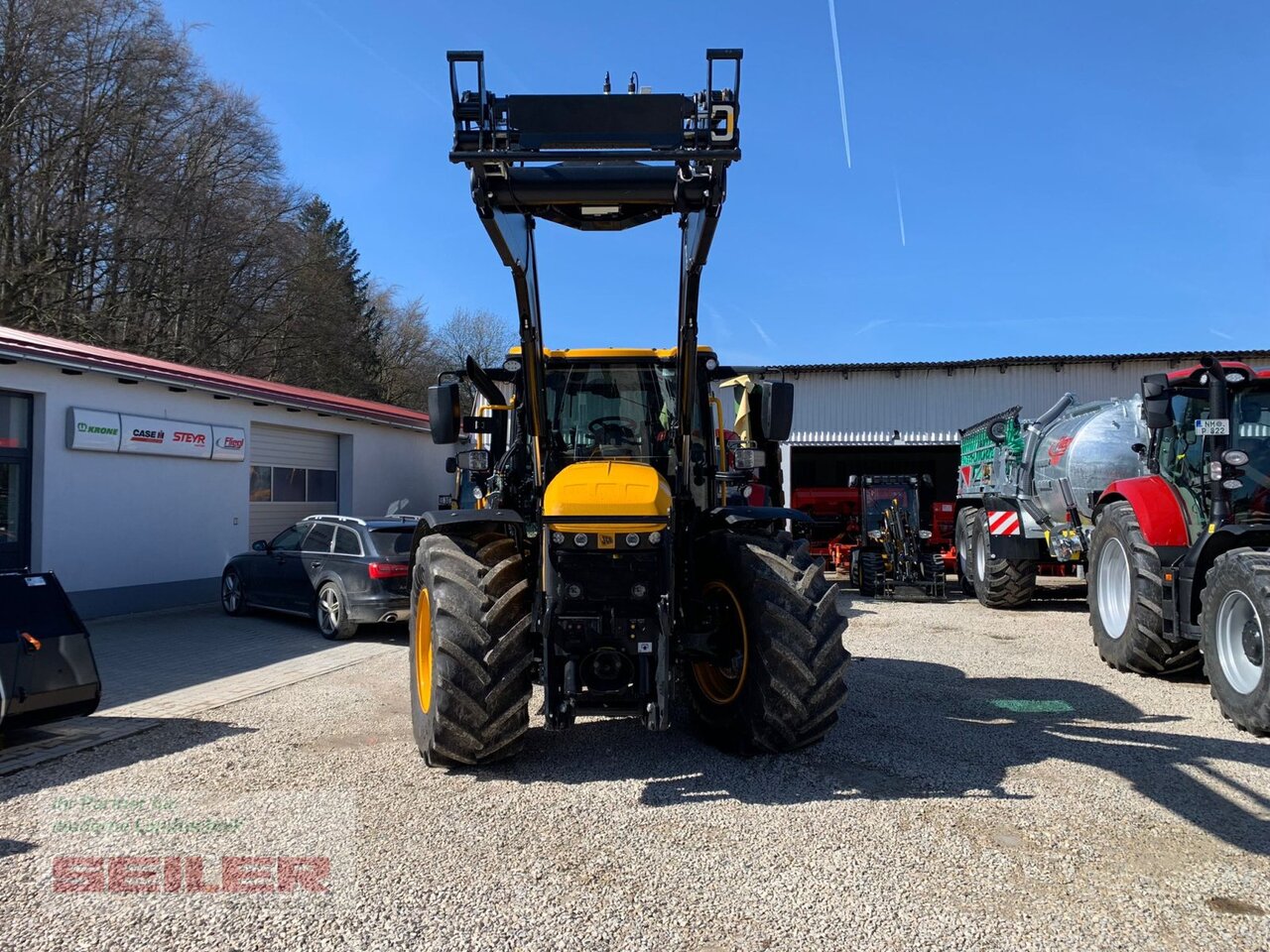 JCB Fastrac 4220 ICON + Frontlader Q7S - Farm tractor: picture 4 JCB Fastrac 4220 ICON + Frontlader Q7S - Farm tractor: picture 4