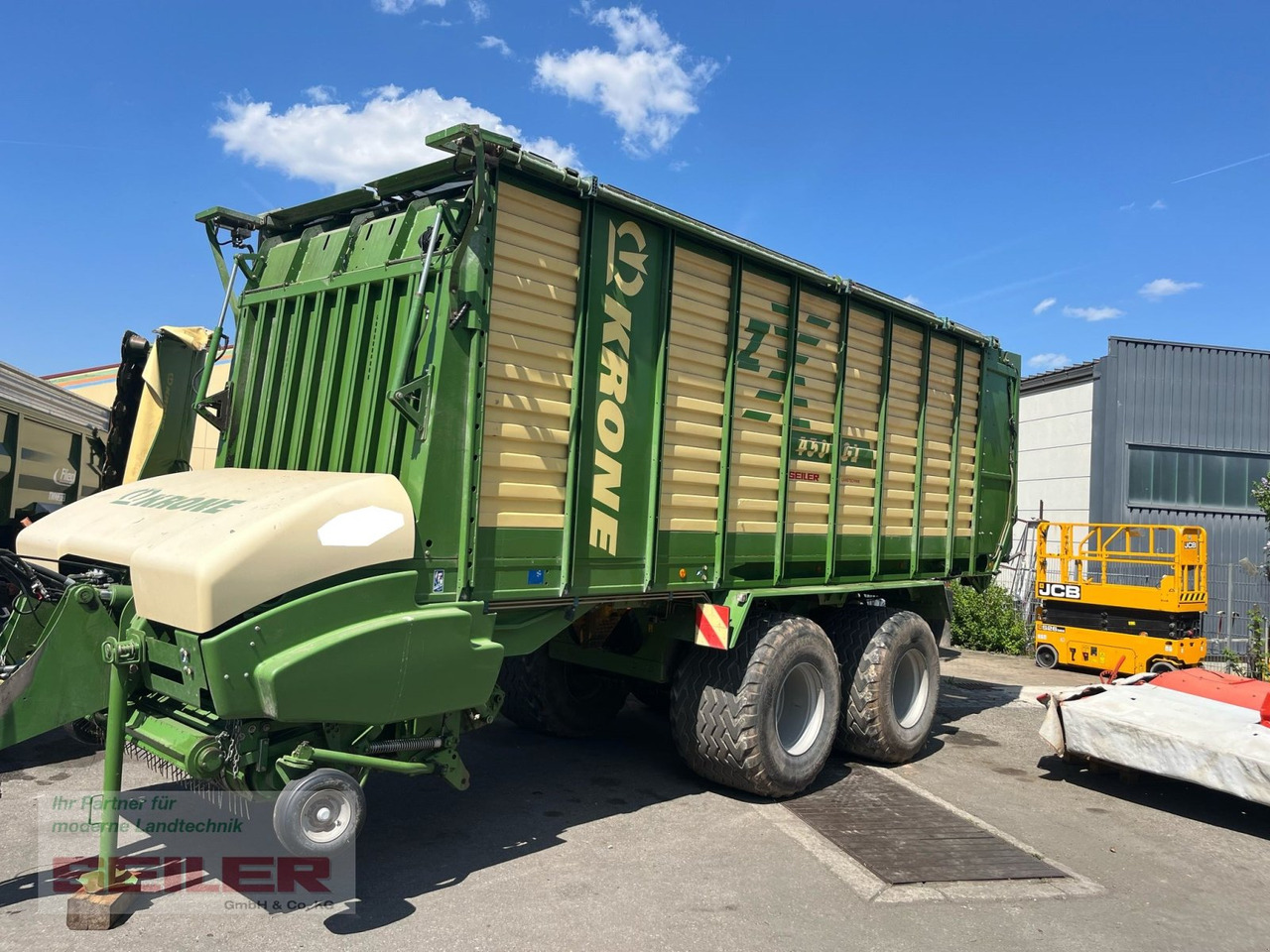 Krone ZX 450 GL + Klappdach-Laderaumabdeckung 45m³ - Self-loading wagon: picture 1 Krone ZX 450 GL + Klappdach-Laderaumabdeckung 45m³ - Self-loading wagon: picture 1