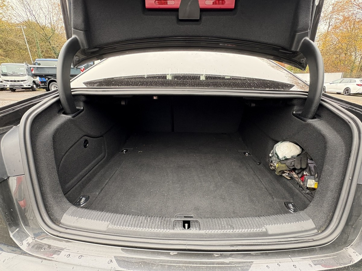 Lease a AUDI A6 3.0 TDI 2x S line Exterieur, Interieur AUDI A6 3.0 TDI 2x S line Exterieur, Interieur: picture 15 Lease a AUDI A6 3.0 TDI 2x S line Exterieur, Interieur AUDI A6 3.0 TDI 2x S line Exterieur, Interieur: picture 15