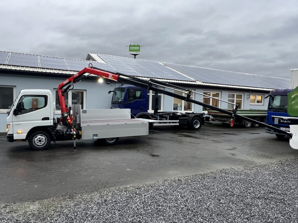 FUSO 3S15 Alu Pritsche 2.80m Ladekran Funk! - Flatbed van: picture 5 FUSO 3S15 Alu Pritsche 2.80m Ladekran Funk! - Flatbed van: picture 5