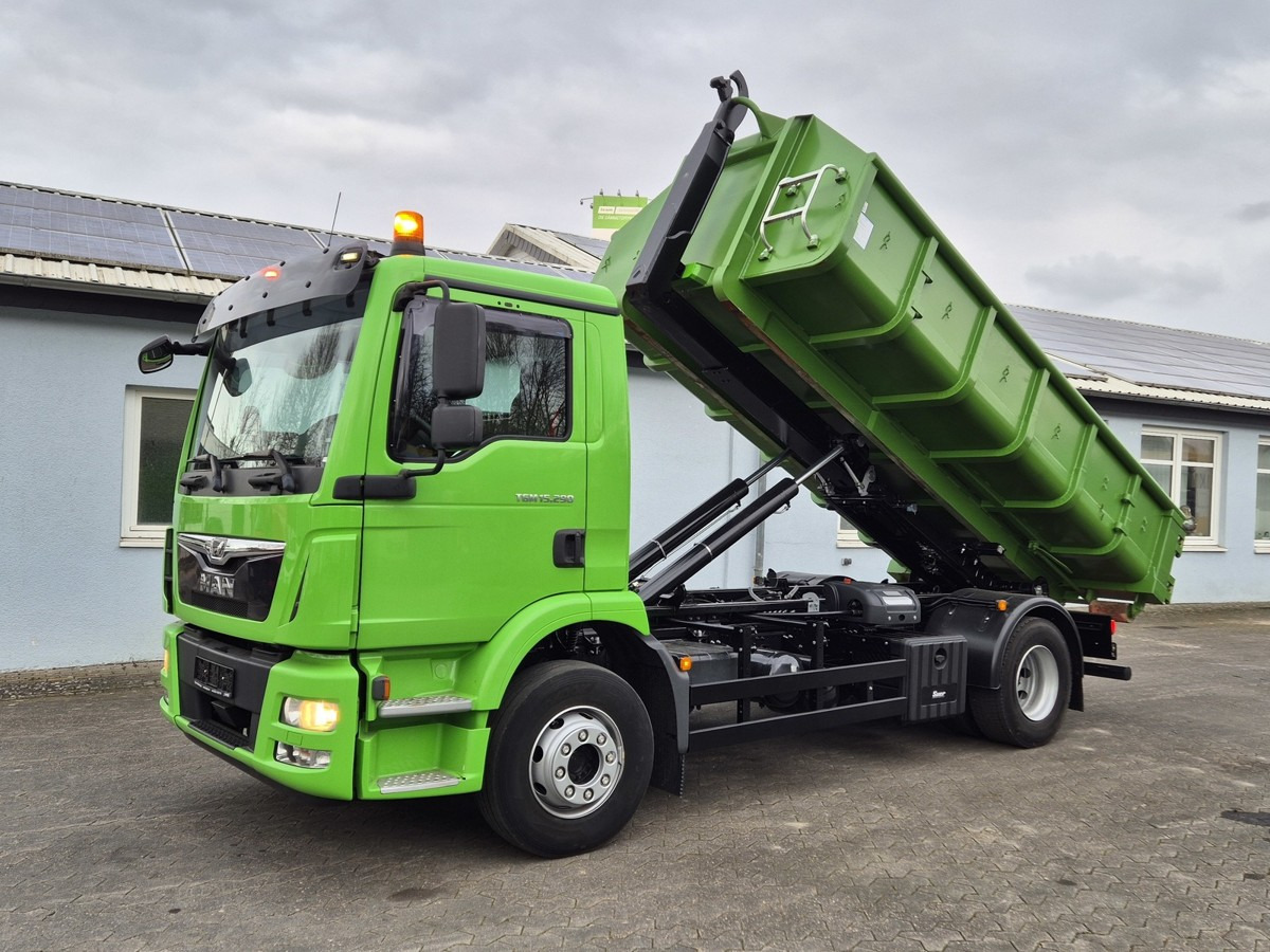 MAN TGM 15.290 BL Aut. Abrollkipper AHK - Hook lift truck: picture 1 MAN TGM 15.290 BL Aut. Abrollkipper AHK - Hook lift truck: picture 1