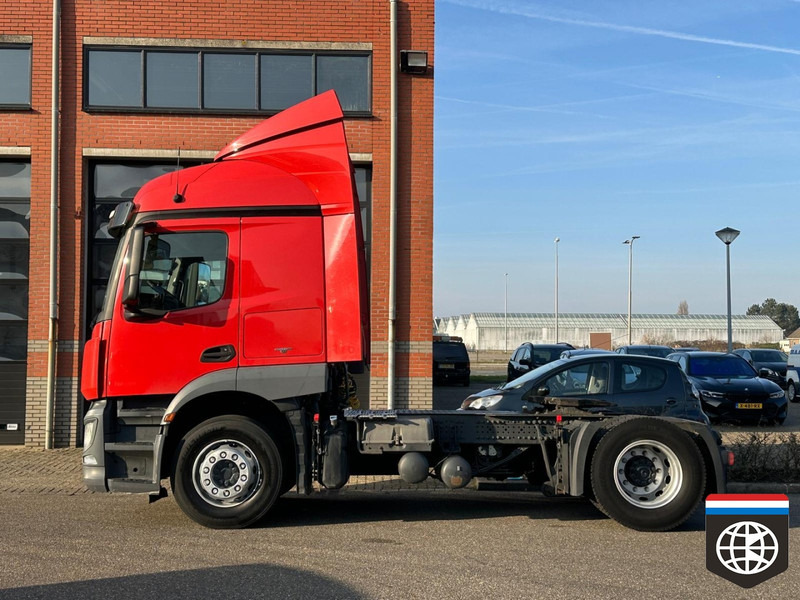 Mercedes-Benz ACTROS 1840 L / SLEEPER CAB - Tractor unit: picture 3 Mercedes-Benz ACTROS 1840 L / SLEEPER CAB - Tractor unit: picture 3