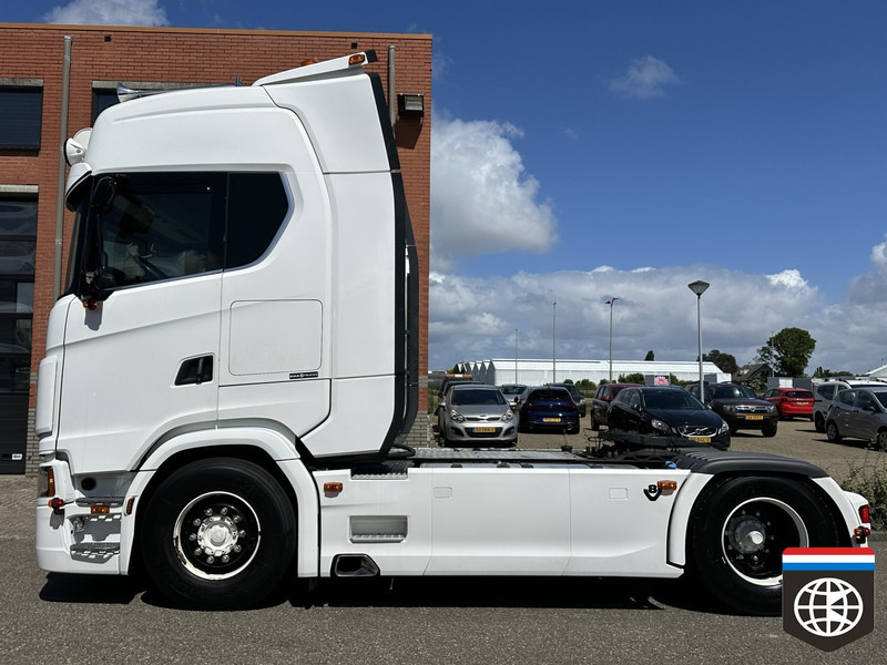 Scania S520 King of the Road - PTO hydraulic - HOLLAND TRUCK *** CONCOURSTAAT *** - Tractor unit: picture 4 Scania S520 King of the Road - PTO hydraulic - HOLLAND TRUCK *** CONCOURSTAAT *** - Tractor unit: picture 4