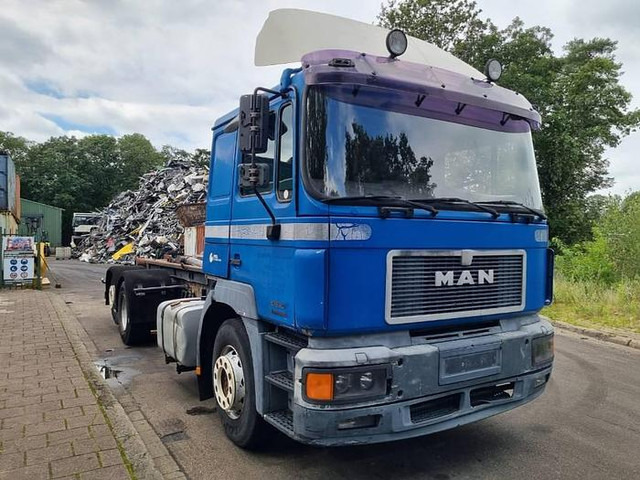 MAN 26.403 - Construction machinery: picture 3 MAN 26.403 - Construction machinery: picture 3