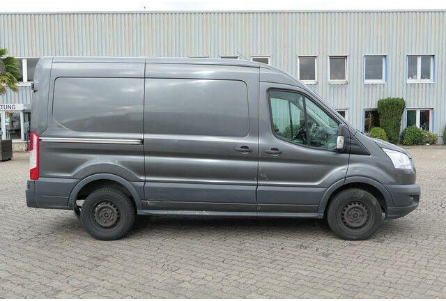 Ford Transit 4x2, 3 Sitz, Klima, AHK, Handwerker - Panel van: picture 2 Ford Transit 4x2, 3 Sitz, Klima, AHK, Handwerker - Panel van: picture 2