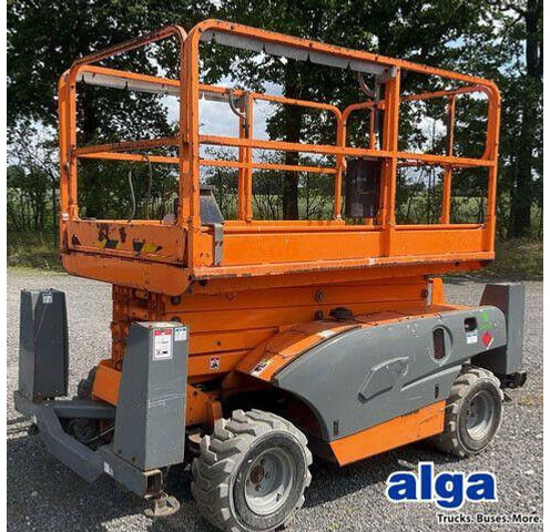 Haulotte Compact 12 DX, Geländegängig, Kubota, 12,15m - Scissor lift: picture 1 Haulotte Compact 12 DX, Geländegängig, Kubota, 12,15m - Scissor lift: picture 1