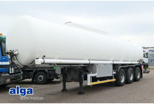 Kässbohrer STH 34/10-24/Tank 34.000 ltr./Unterbefüll./Pumpe - Tank semi-trailer: picture 1 Kässbohrer STH 34/10-24/Tank 34.000 ltr./Unterbefüll./Pumpe - Tank semi-trailer: picture 1