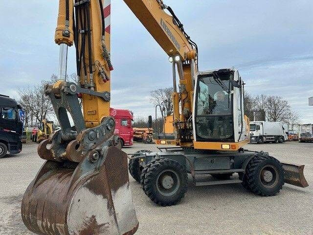 Liebherr A 904 C Litronic/SW System SW48/Klima/Kamera - Wheel excavator: picture 4 Liebherr A 904 C Litronic/SW System SW48/Klima/Kamera - Wheel excavator: picture 4