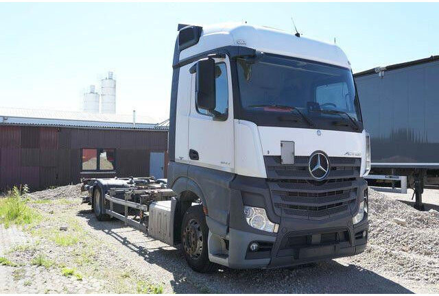 Mercedes-Benz 1842 L Actros/LBW/Retarder/BDF - Cab chassis truck: picture 3 Mercedes-Benz 1842 L Actros/LBW/Retarder/BDF - Cab chassis truck: picture 3