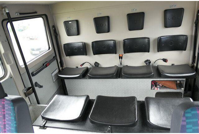 Fire truck Mercedes-Benz 814 F/Feuerwehr/Pumpe/9 Sitze: picture 15