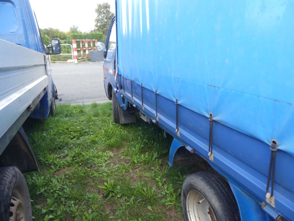Camionnette plateau bâché Mazda E2200 (2000-143.970 km)(Vin:JMZSD1C3210102752) - Curtain side van: picture 3 Camionnette plateau bâché Mazda E2200 (2000-143.970 km)(Vin:JMZSD1C3210102752) - Curtain side van: picture 3
