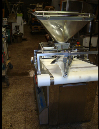 Peseuse diviseuse volumétrique SUBAL PHC 130 - Bakery equipment: picture 2 Peseuse diviseuse volumétrique SUBAL PHC 130 - Bakery equipment: picture 2