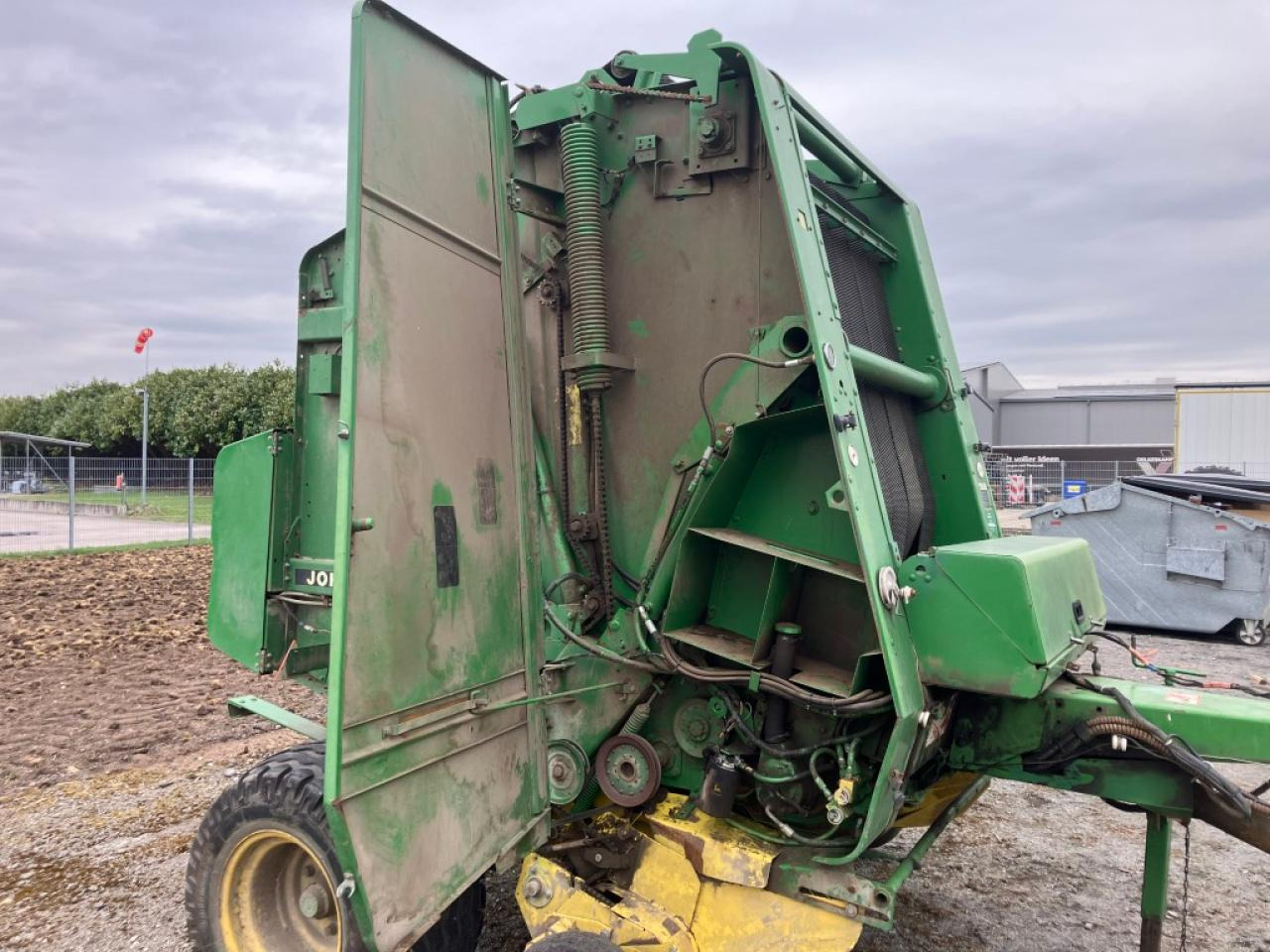 John Deere 550 - Round baler: picture 4 John Deere 550 - Round baler: picture 4