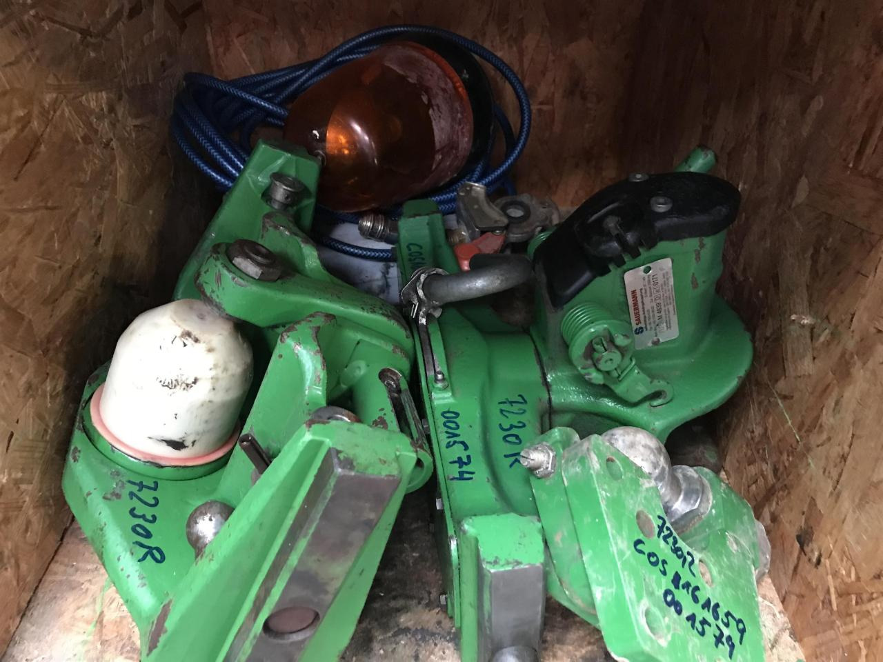 Lease a John Deere 7230R John Deere 7230R: picture 10