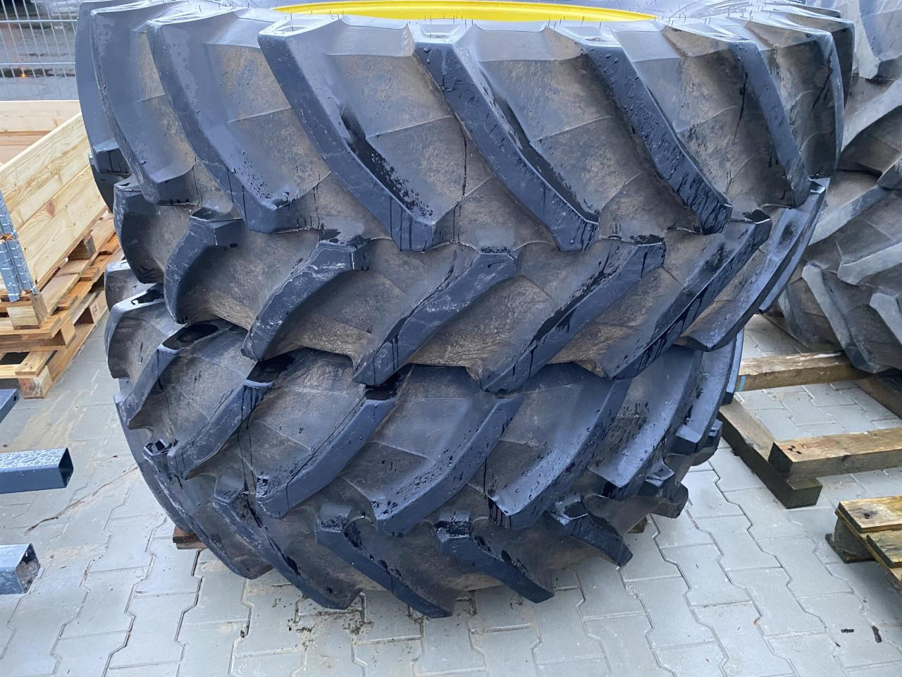 Trelleborg 600/65R38 - Tire for Agricultural machinery: picture 4 Trelleborg 600/65R38 - Tire for Agricultural machinery: picture 4