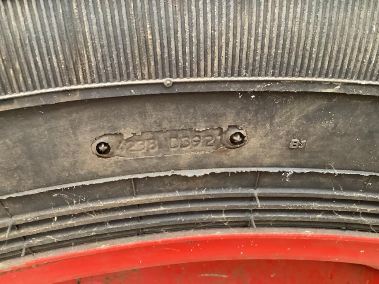 UNBEKANNT 420R38 & 20.8R46 - Tire for Agricultural machinery: picture 5 UNBEKANNT 420R38 & 20.8R46 - Tire for Agricultural machinery: picture 5