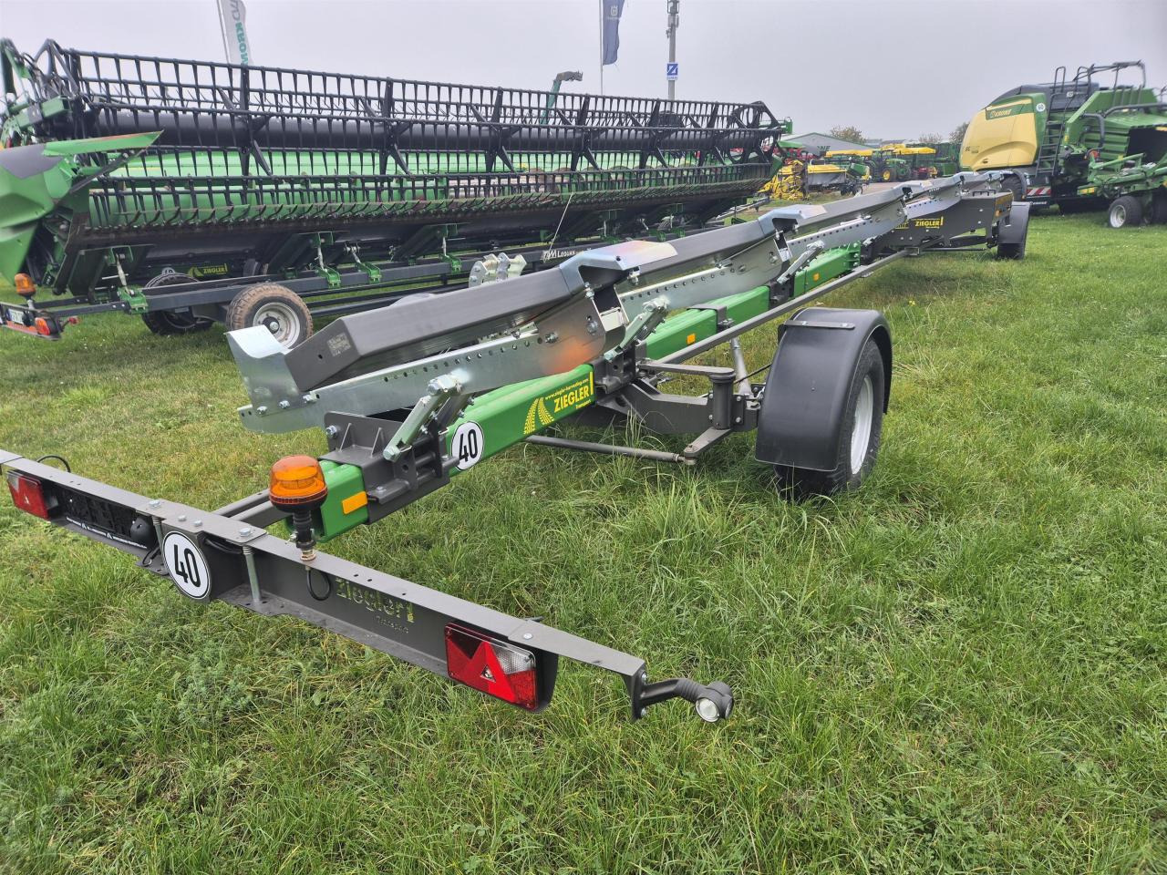 Ziegler 4WT HEAVY-DUTY (40 ft.) - Grain header: picture 3 Ziegler 4WT HEAVY-DUTY (40 ft.) - Grain header: picture 3