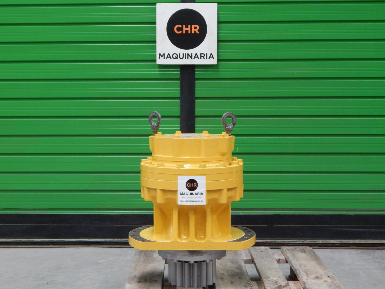 Swing Motor KOMATSU PC240-6 20Y-26-K1100 - Swing motor for Construction machinery: picture 1 Swing Motor KOMATSU PC240-6 20Y-26-K1100 - Swing motor for Construction machinery: picture 1