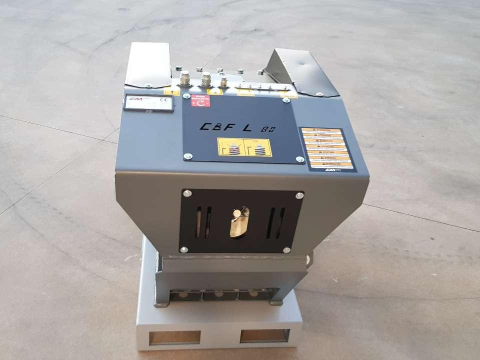 CM Crusher CBF-L 80 Crusher Bucket - Bucket for Skid steer loader: picture 3 CM Crusher CBF-L 80 Crusher Bucket - Bucket for Skid steer loader: picture 3