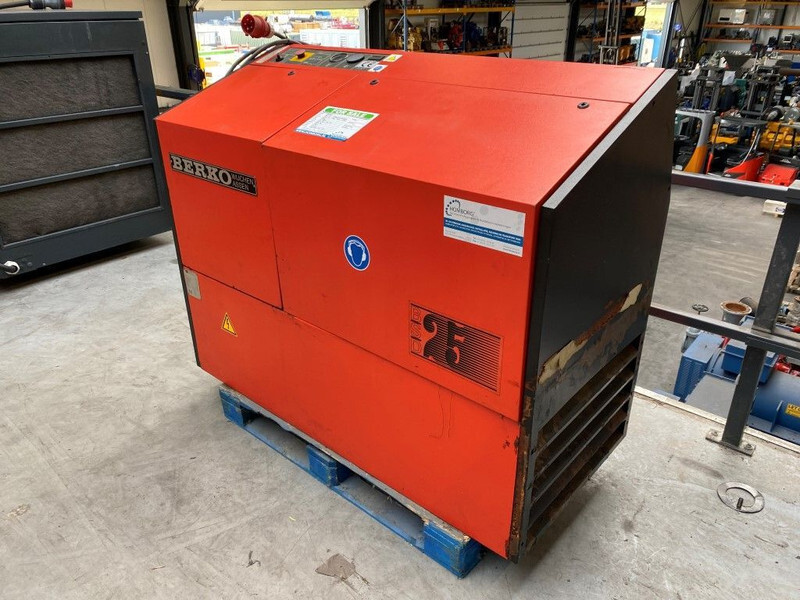 Air compressor BERKO BSD 25 18.5 kW 2400 L / min 8 Bar Silent Elektrische Schroefcompressor: picture 11