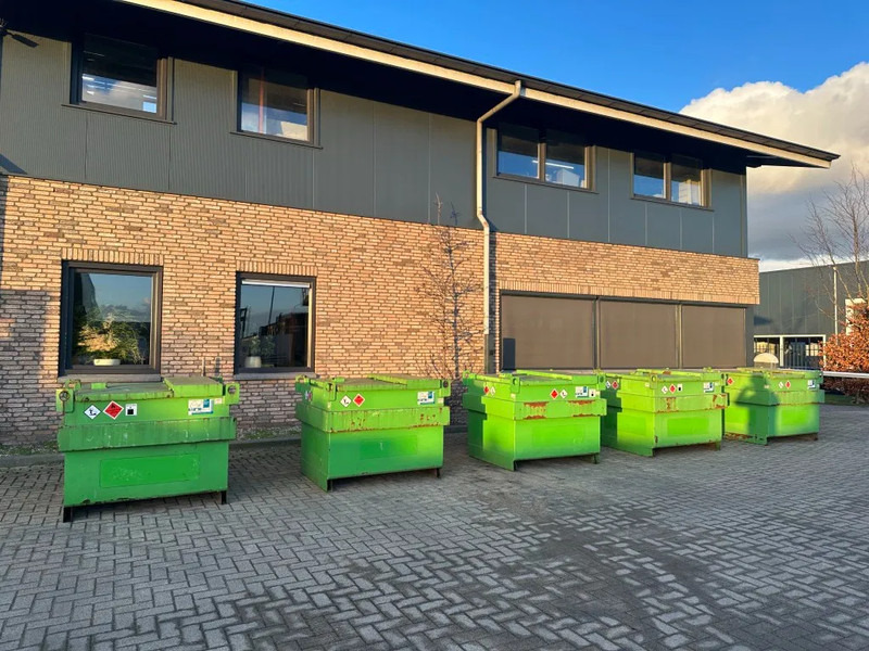Kiwa IBC Steenbergen 750 liter Dieseltank met Handpomp Milieutank - Shipping container: picture 2 Kiwa IBC Steenbergen 750 liter Dieseltank met Handpomp Milieutank - Shipping container: picture 2