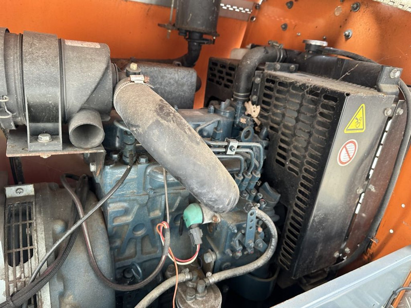 Kubota D905 Allmand Mobiele Lichtmast Aggregaat Light Tower 8.1 meter - Lighting tower: picture 4 Kubota D905 Allmand Mobiele Lichtmast Aggregaat Light Tower 8.1 meter - Lighting tower: picture 4