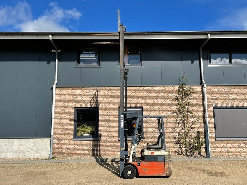 Nissan NX01L13U Elektra 1.25 ton Triplex Freelift Heftruck - Electric forklift: picture 3 Nissan NX01L13U Elektra 1.25 ton Triplex Freelift Heftruck - Electric forklift: picture 3