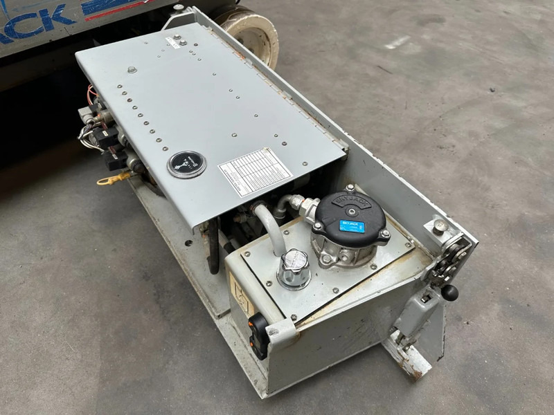 Skyjack SJIII 3219 Elektra Schaarhoogwerker 7.6 meter werkhoogte 21 stuks / pieces - Articulated boom: picture 5 Skyjack SJIII 3219 Elektra Schaarhoogwerker 7.6 meter werkhoogte 21 stuks / pieces - Articulated boom: picture 5