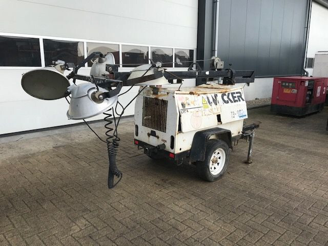 Wacker LTC4L Lombardini Diesel Mobiele light tower lichtmast aggregaat - Lighting tower: picture 2 Wacker LTC4L Lombardini Diesel Mobiele light tower lichtmast aggregaat - Lighting tower: picture 2