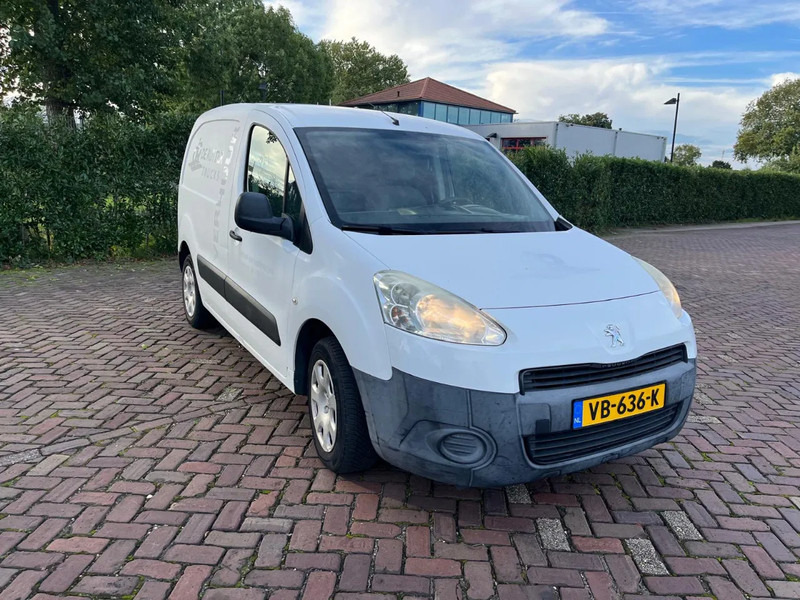 Peugeot Partner 120 1.6 HDI - Small van: picture 4 Peugeot Partner 120 1.6 HDI - Small van: picture 4