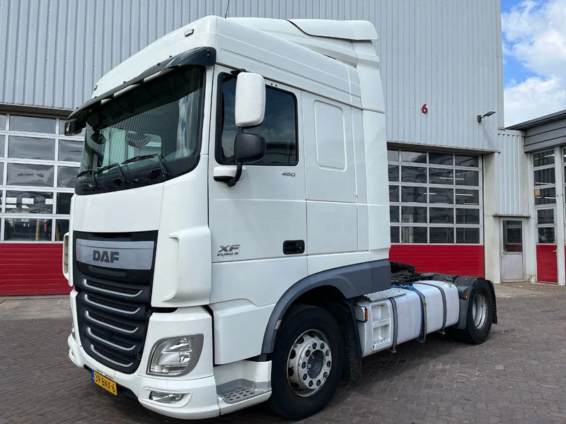 DAF XF 460 FT - Tractor unit: picture 1 DAF XF 460 FT - Tractor unit: picture 1