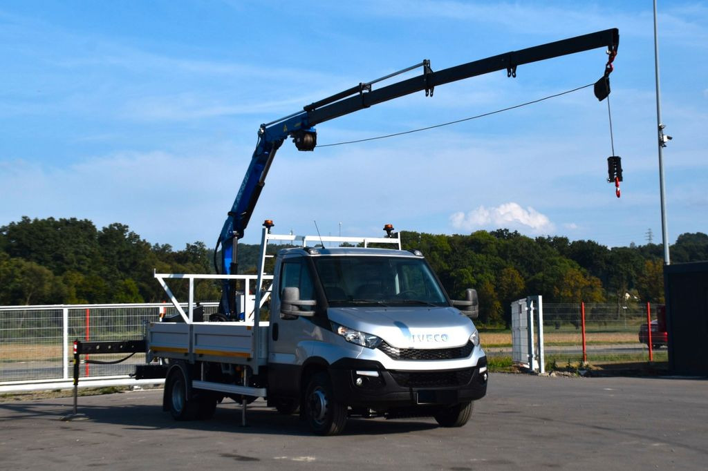 Iveco Daily 72-170 Pritsche 3,80 m Bonfiglioli P.5000 Iveco Daily 72-170 Pritsche 3,80 m Bonfiglioli P.5000 - Flatbed van: picture 4 Iveco Daily 72-170 Pritsche 3,80 m Bonfiglioli P.5000 Iveco Daily 72-170 Pritsche 3,80 m Bonfiglioli P.5000 - Flatbed van: picture 4