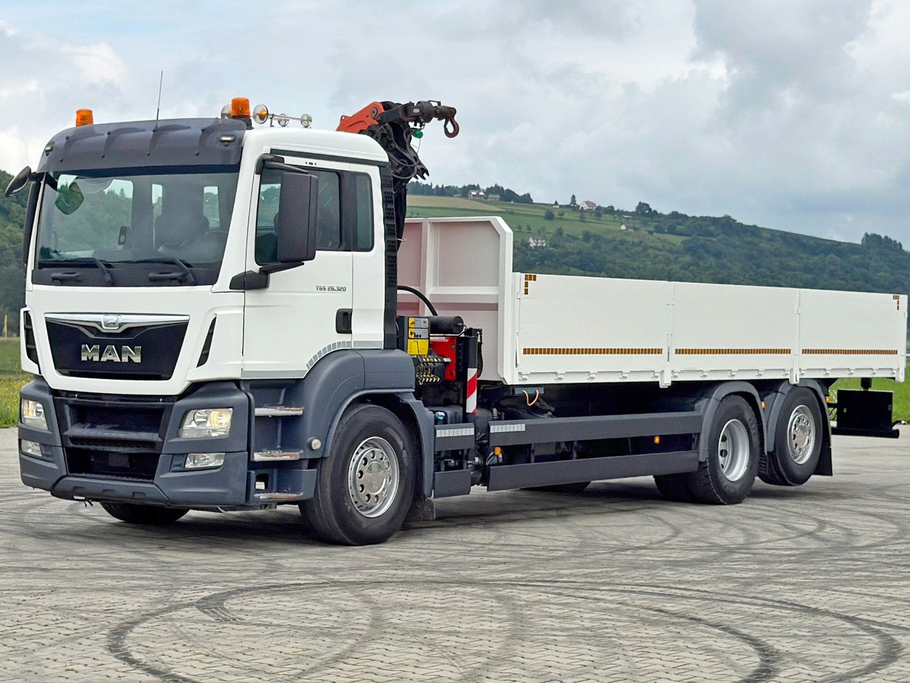 MAN TGS 26.320*PRITSCHE 7,50m /PK 19.001 SLD + FUNK - Crane truck: picture 4 MAN TGS 26.320*PRITSCHE 7,50m /PK 19.001 SLD + FUNK - Crane truck: picture 4