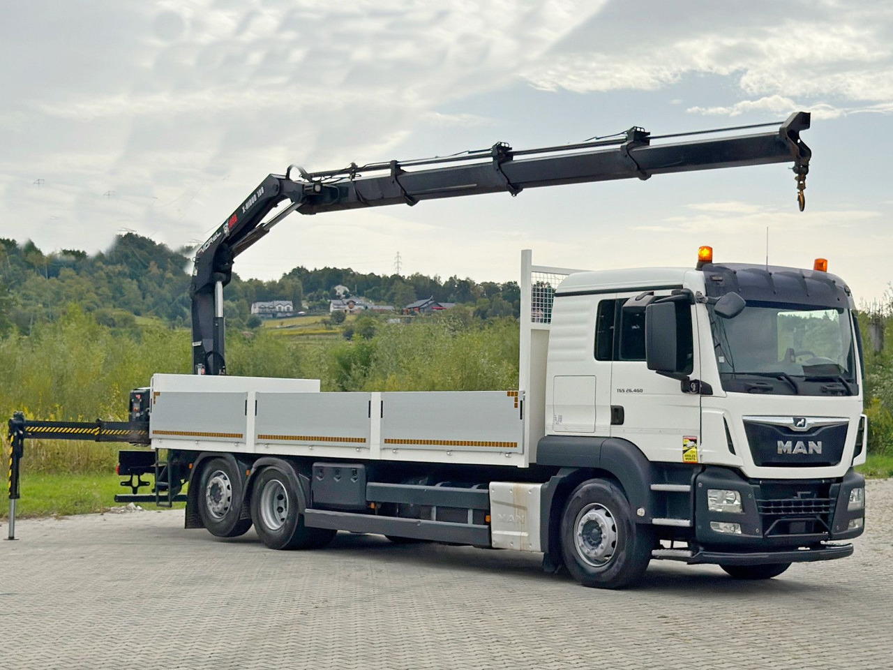 MAN TGS 26.460 * HIAB X - HIDUO 188 B-3 + FUNK* TOP - Crane truck: picture 2 MAN TGS 26.460 * HIAB X - HIDUO 188 B-3 + FUNK* TOP - Crane truck: picture 2