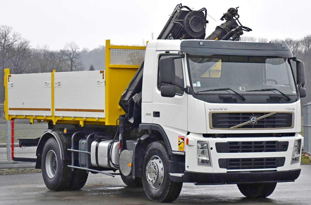 Volvo FM 9 300 Kipper 5,00m *KRAN + FUNK * TOP - Crane truck, Tipper: picture 3 Volvo FM 9 300 Kipper 5,00m *KRAN + FUNK * TOP - Crane truck, Tipper: picture 3