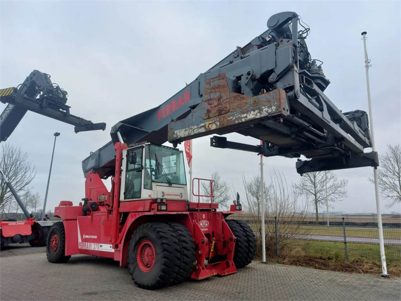 CVS Ferrari F378.5 PB - Reach stacker: picture 3 CVS Ferrari F378.5 PB - Reach stacker: picture 3