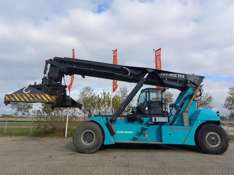 KONECRANES SMV 4532 TC5 - Reach stacker: picture 2 KONECRANES SMV 4532 TC5 - Reach stacker: picture 2