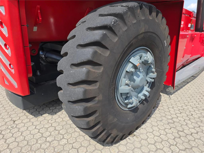 Reach stacker Kalmar DRG450-65S5: picture 13