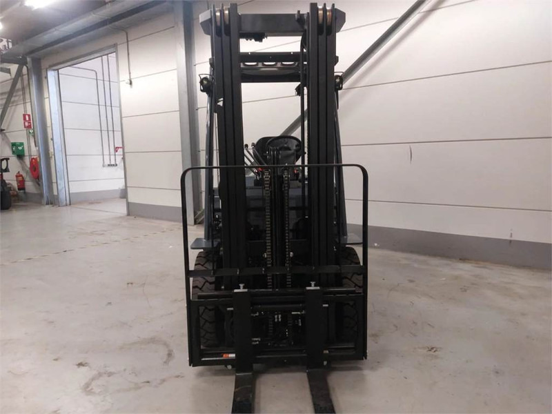 Toyota 52-8FDF25 - Diesel forklift: picture 5 Toyota 52-8FDF25 - Diesel forklift: picture 5