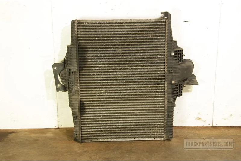 Behr HELLA SERVICE Cooling System Interkoeler MERCEDES-BENZ AXOR - Radiator for Truck: picture 2 Behr HELLA SERVICE Cooling System Interkoeler MERCEDES-BENZ AXOR - Radiator for Truck: picture 2