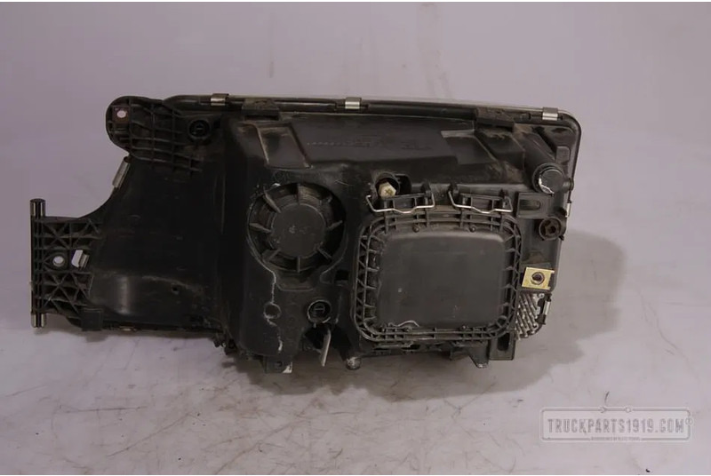 MAN 81251016688 Koplamp Re. TGX - Headlight for Truck: picture 2 MAN 81251016688 Koplamp Re. TGX - Headlight for Truck: picture 2