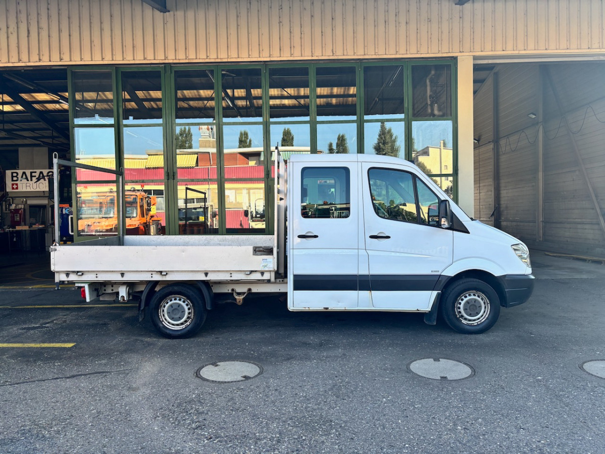 MERCEDES 316 CDI - Flatbed van, Combi van: picture 4 MERCEDES 316 CDI - Flatbed van, Combi van: picture 4